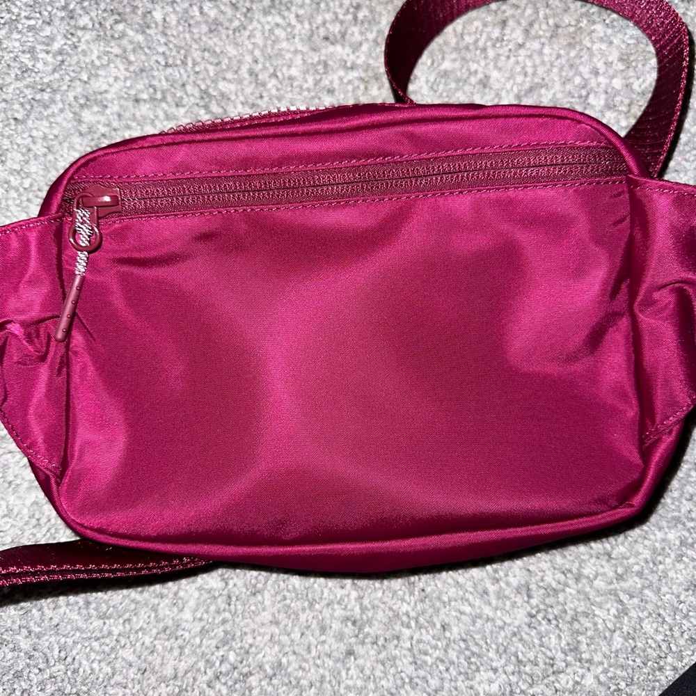 Lululemon Everywhere Large Belt Bag in color Deep Luxe. Brand new with tags